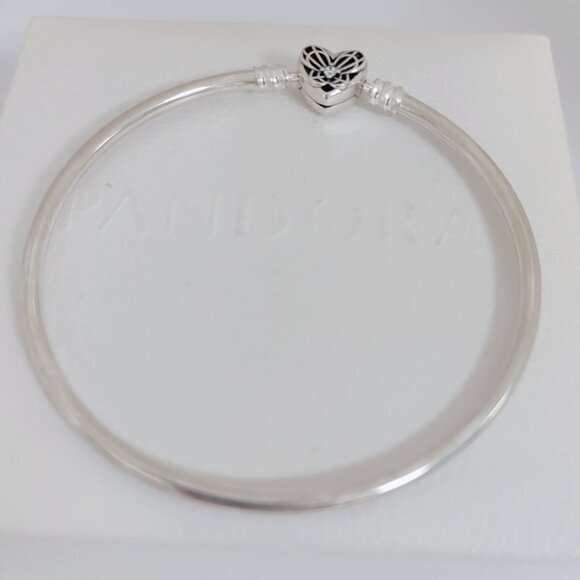 Pandora Moments Heart & Butterfly Bangle S925 Silver with box - Picture 2 of 4